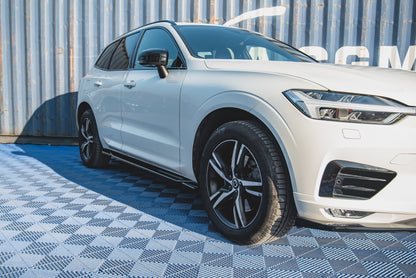Seitenschweller Ansatz für Volvo XC60 Mk2 R-Design schwarz matt