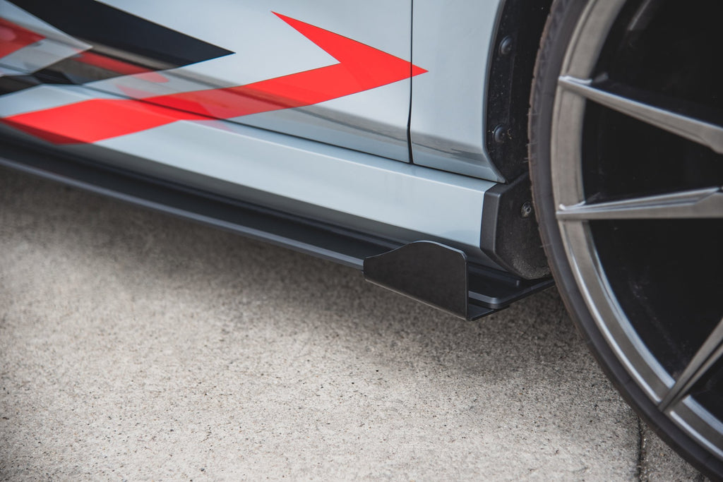 Robuste Racing Seitenschweller Ansatz für für + Front Stoßstangen Racing Flaps passend für Ford Fiesta Mk8 ST / ST-Line sc...
