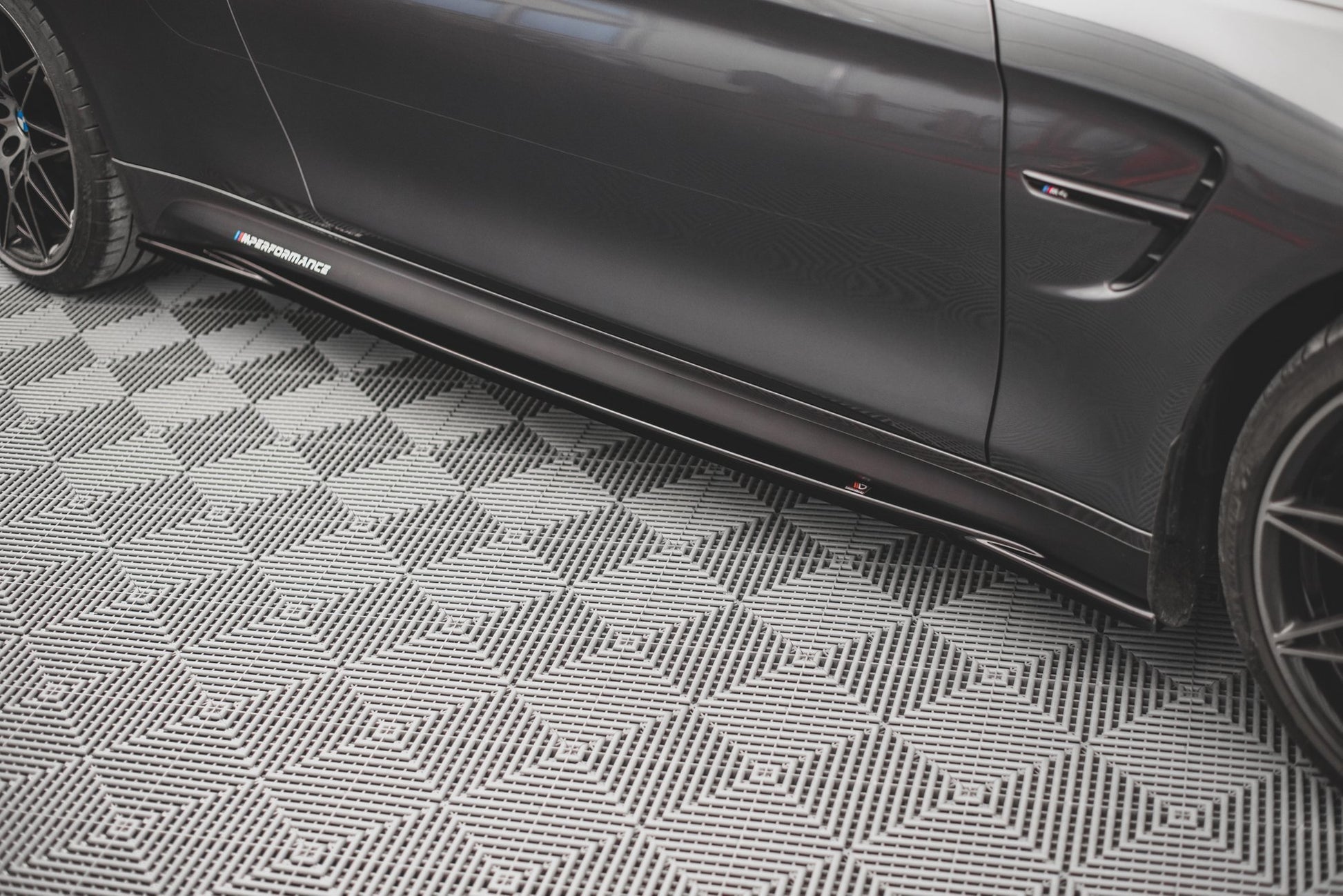 Seitenschweller Ansatz für BMW M4 F82 schwarz matt