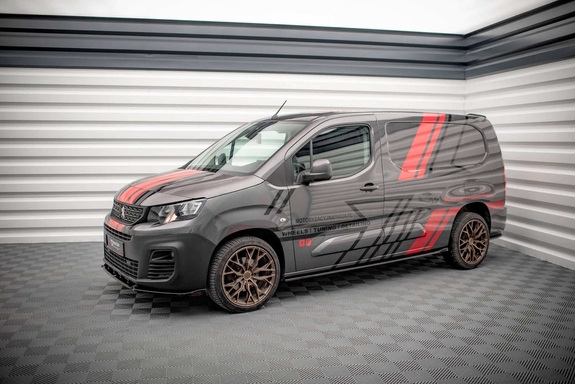 Seitenschweller Ansatz für Peugeot Partner Maxi Mk3 Carbon Look
