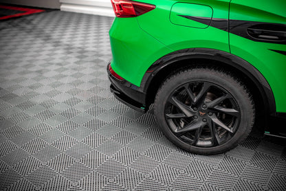 Heck Ansatz Flaps Diffusor V.2 für Cupra Formentor schwarz Hochglanz