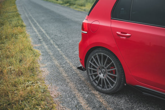 Hintere Seiten Flaps für Volkswagen Golf GTI Mk6 schwarz Hochglanz