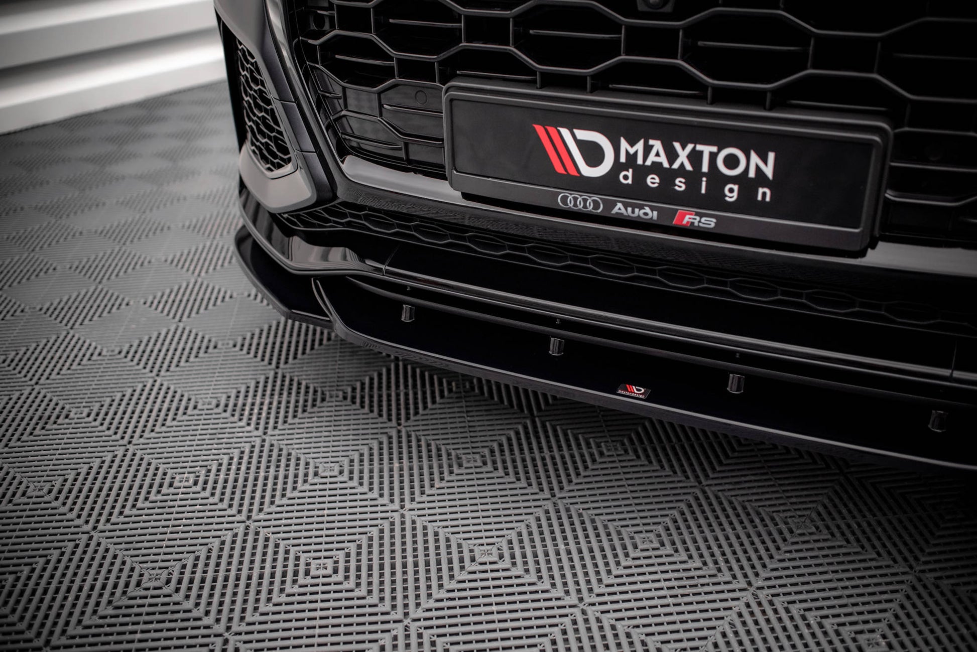 Front Ansatz V.2 für Audi RSQ8 Mk1 schwarz matt