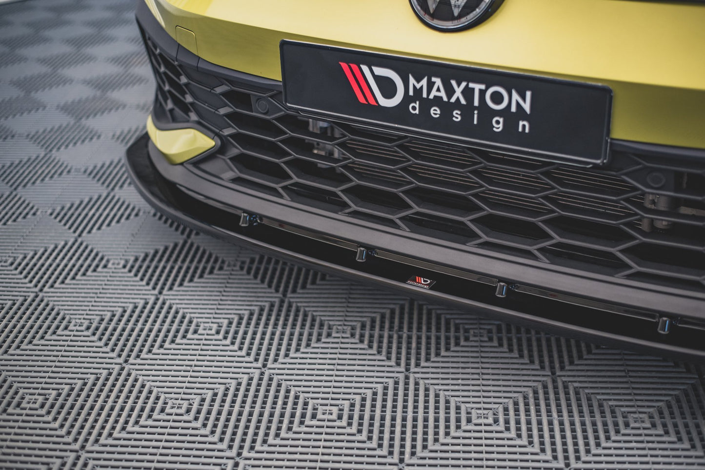 Front Ansatz V.4 für Volkswagen Golf 8 GTI Clubsport schwarz Hochglanz