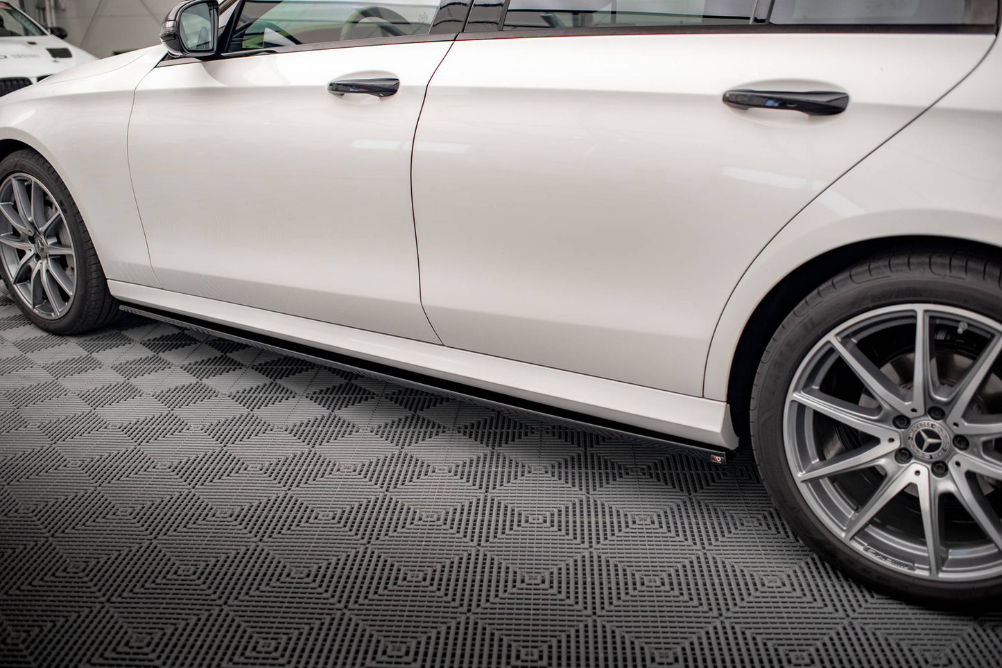 Seitenschweller Ansatz für Mercedes-Benz E AMG-Line W213 Facelift Carbon Look