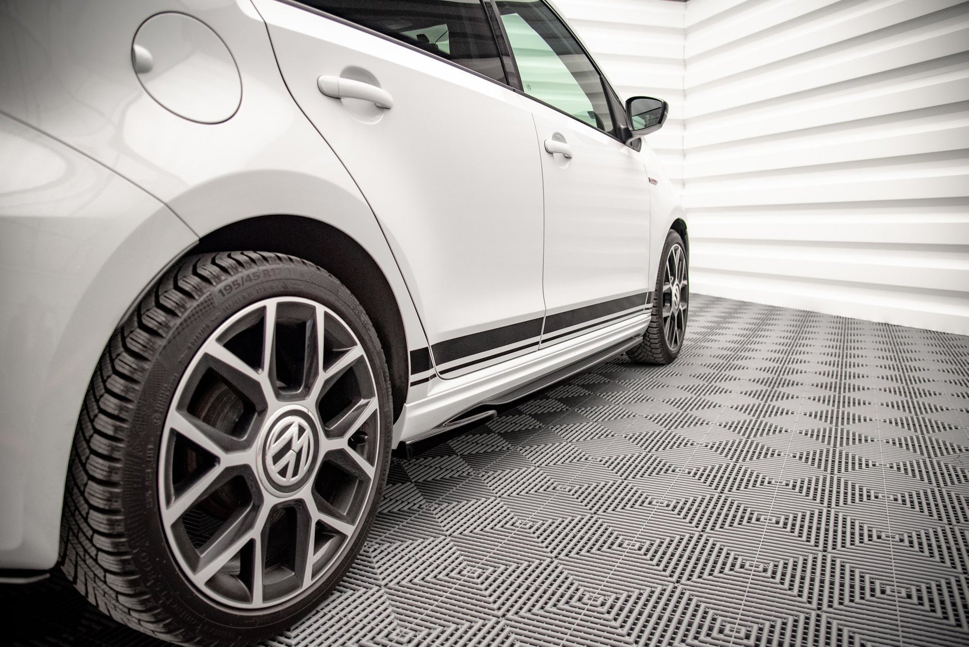 Seitenschweller Ansatz für Volkswagen Up GTI schwarz Hochglanz
