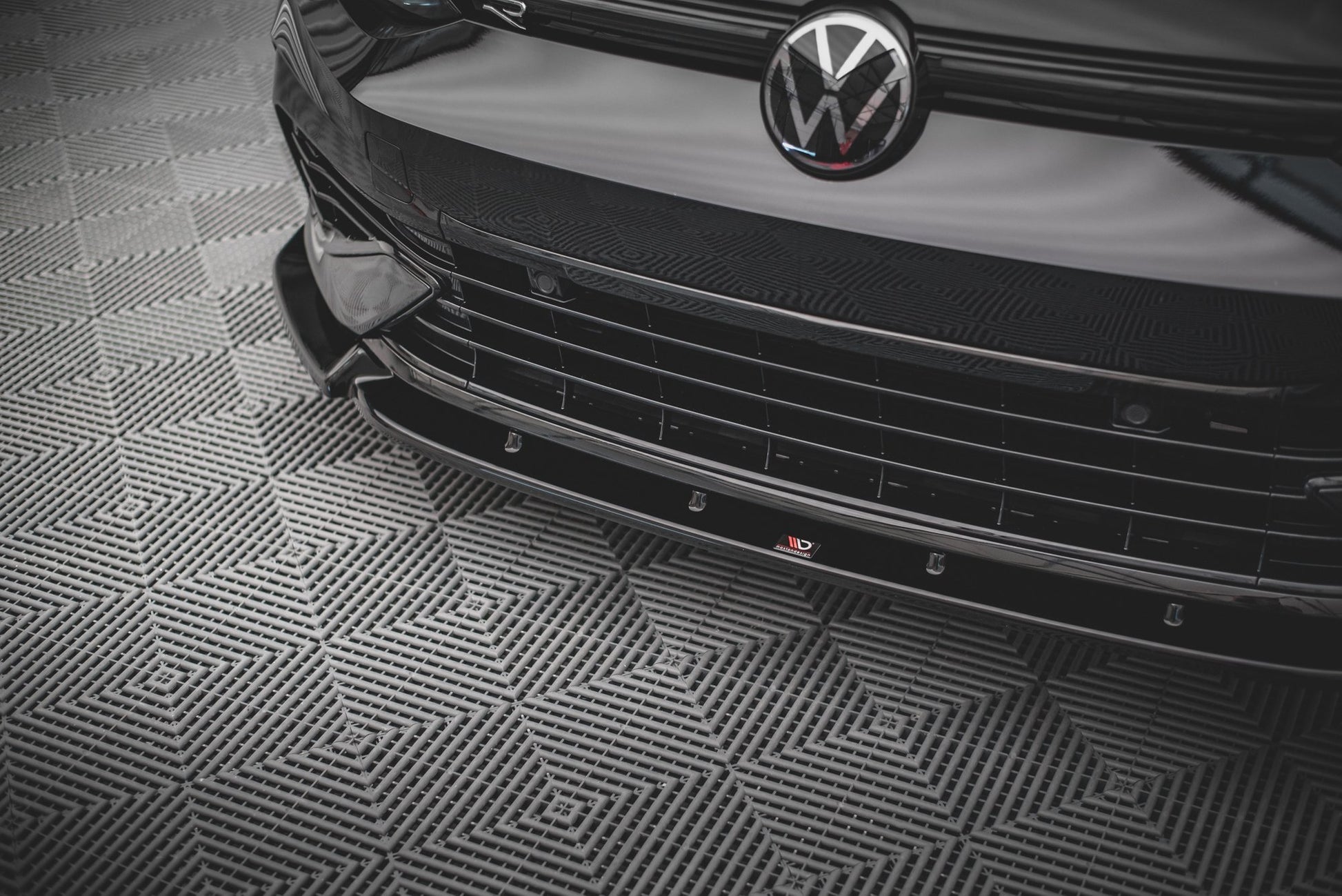 Front Ansatz V.2 für Volkswagen Golf R Mk8 Carbon Look