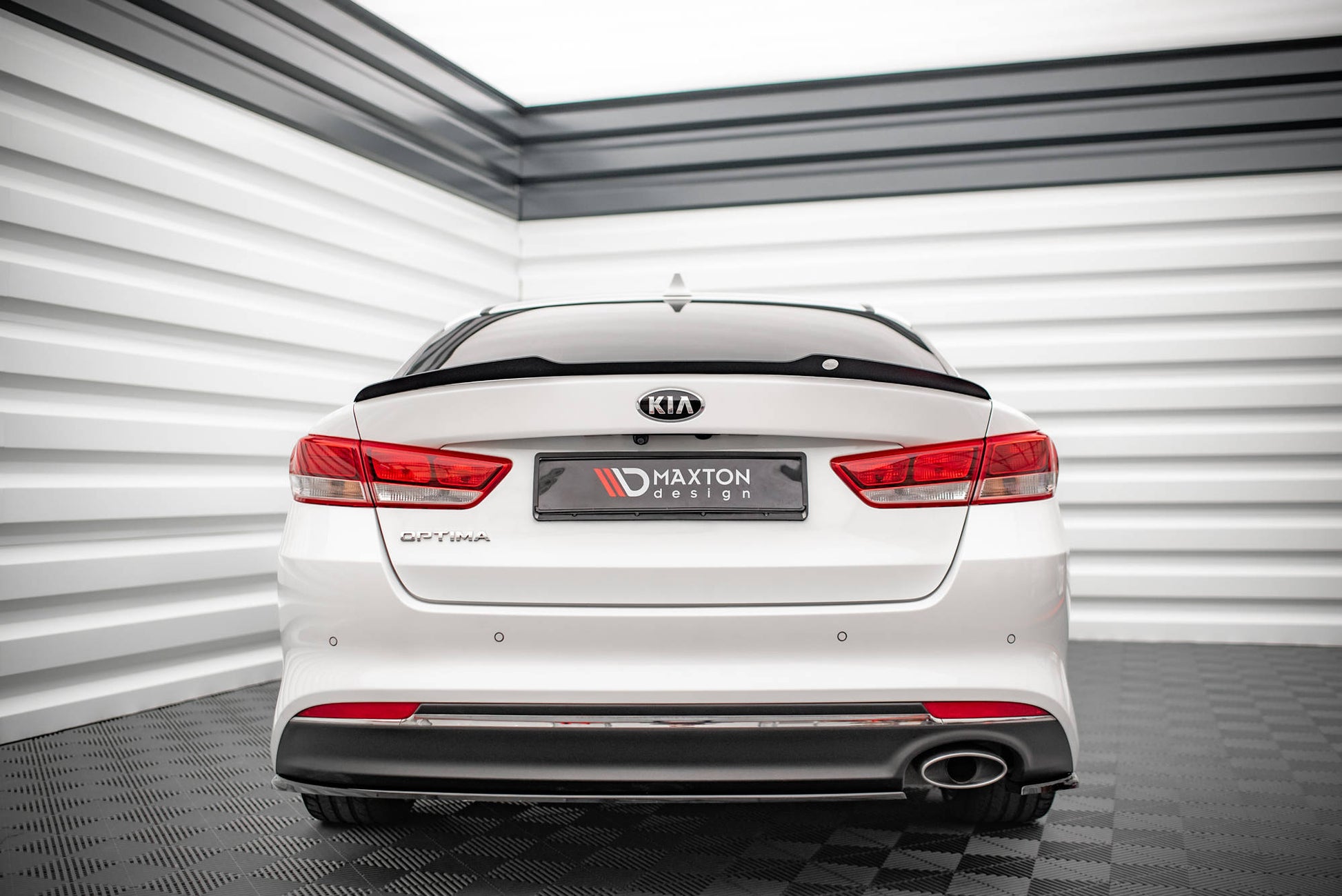 Spoiler CAP für Kia Optima Mk4 schwarz matt