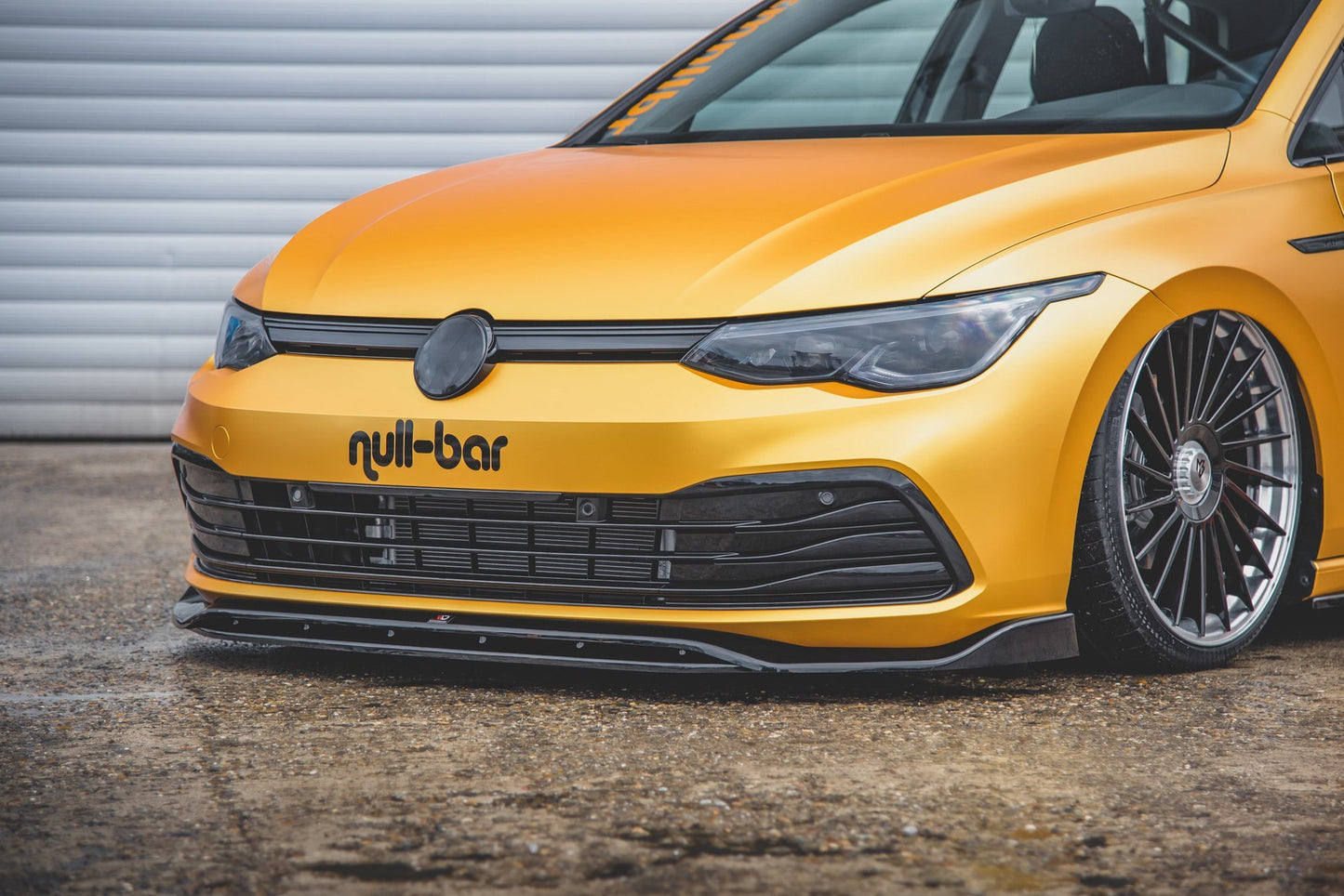 Front Ansatz V.2 für VW Golf 8  schwarz Hochglanz