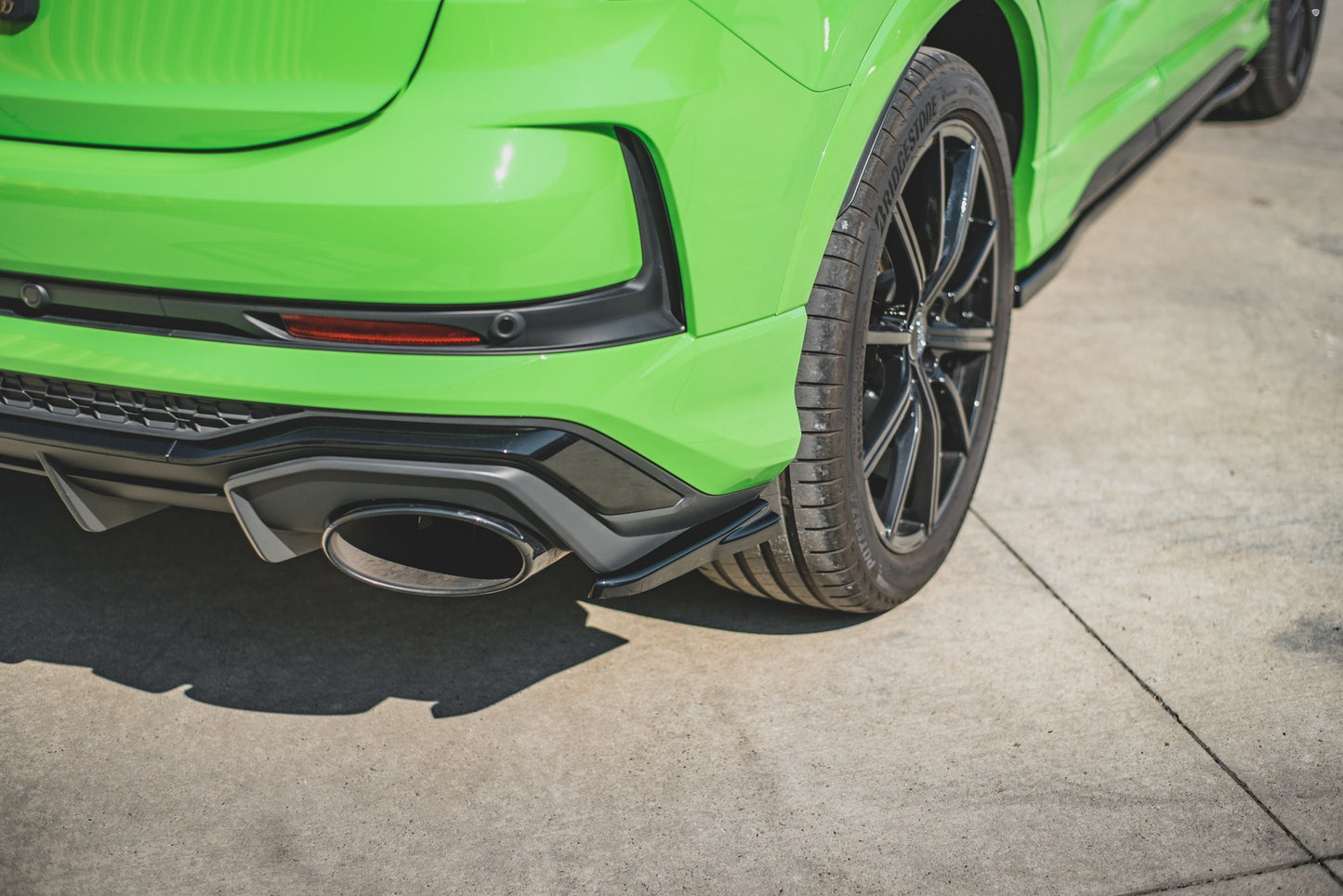 Heck Ansatz Flaps Diffusor für Audi RSQ3 F3 schwarz matt