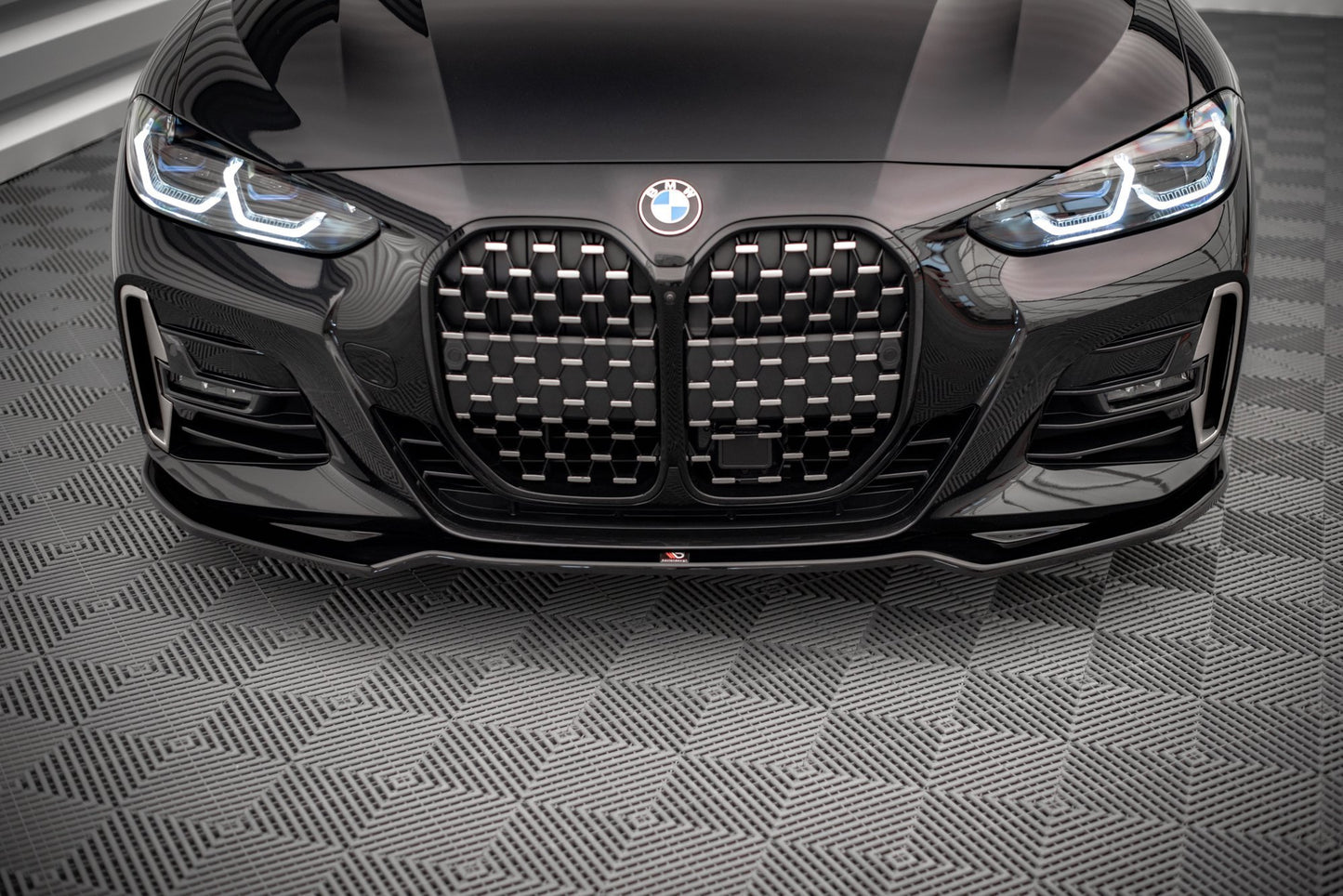 Front Ansatz V.3 für BMW 4er M-Paket G22 schwarz Hochglanz