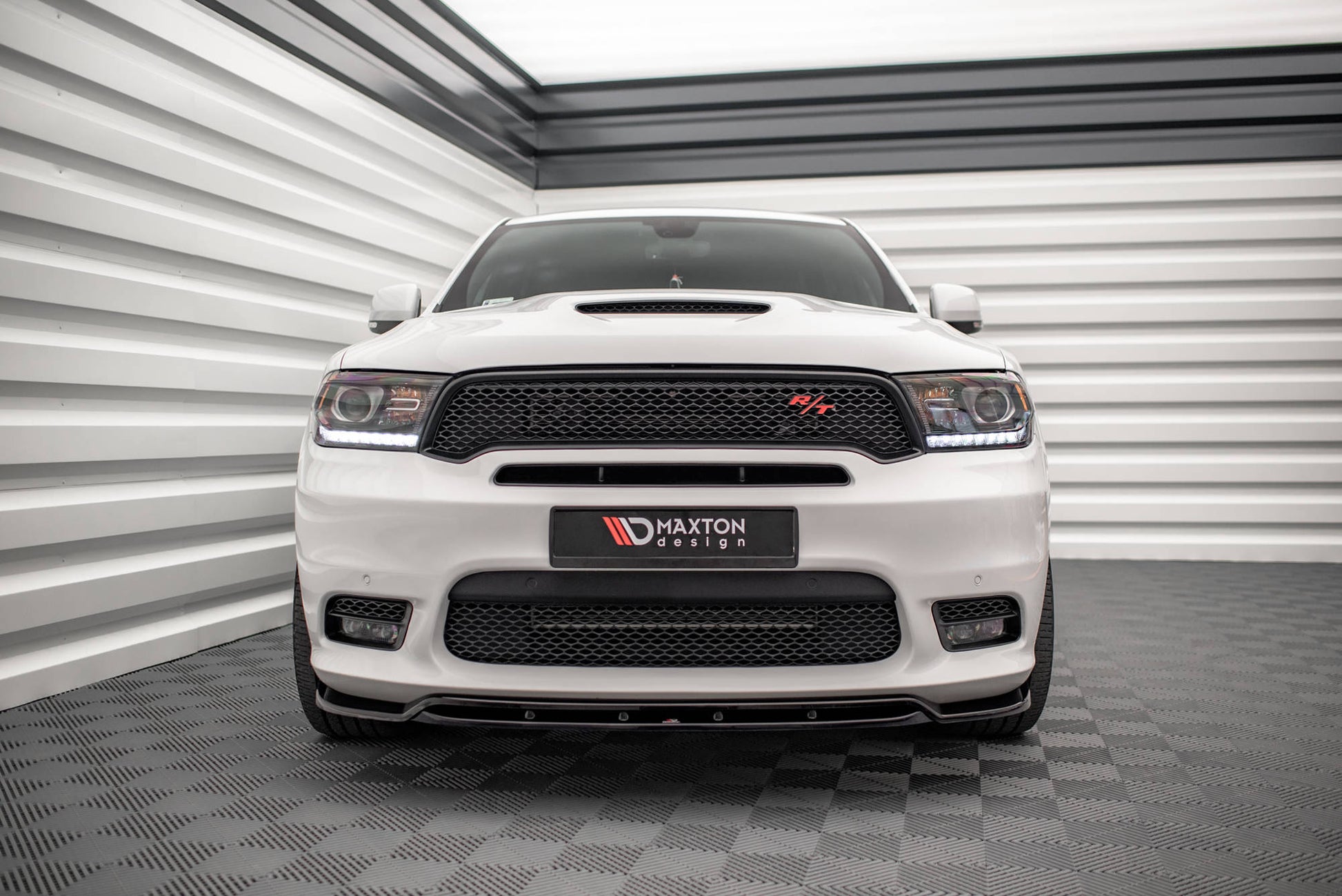 Front Ansatz V.1 für Dodge Durango RT Mk3 Facelift schwarz Hochglanz