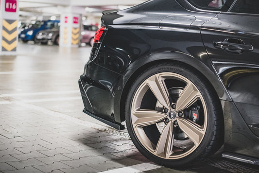 Heck Ansatz Flaps Diffusor für Audi RS5 F5 Facelift Carbon Look