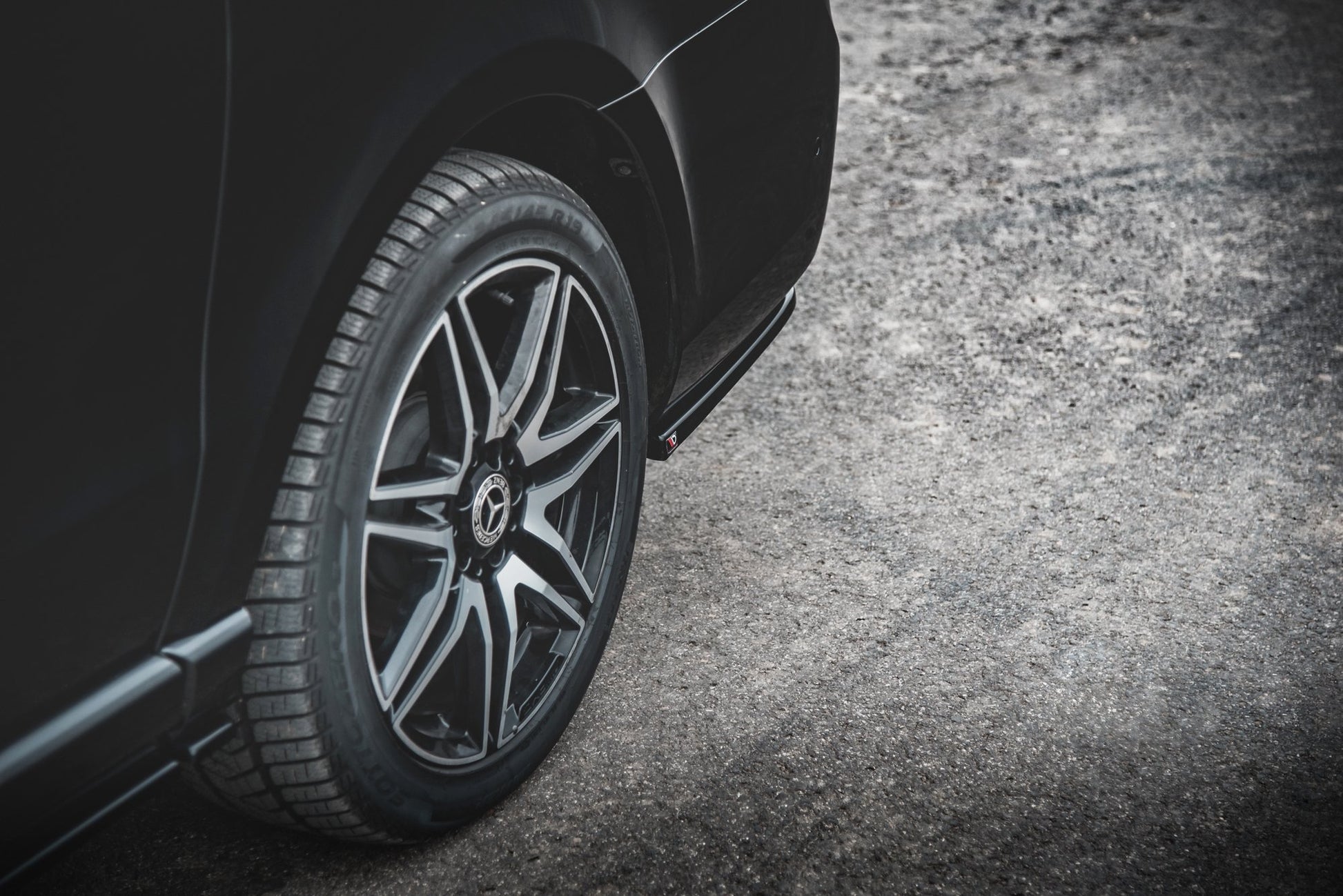 Heck Ansatz Flaps Diffusor V.2 für Mercedes-Benz V-Klasse AMG-Line W447 Facelift schwarz matt