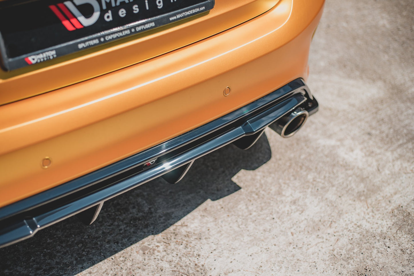 Diffusor Heck Ansatz V.3 für Ford Focus ST Mk4  schwarz Hochglanz