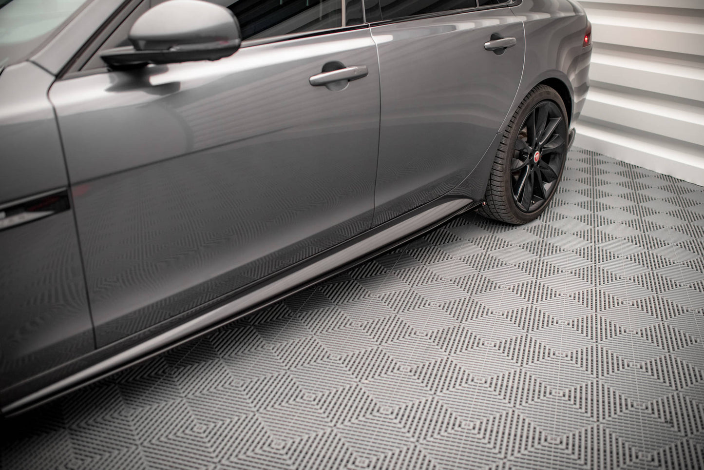 Seitenschweller Ansatz für Jaguar XF R-Sport Mk2 Carbon Look