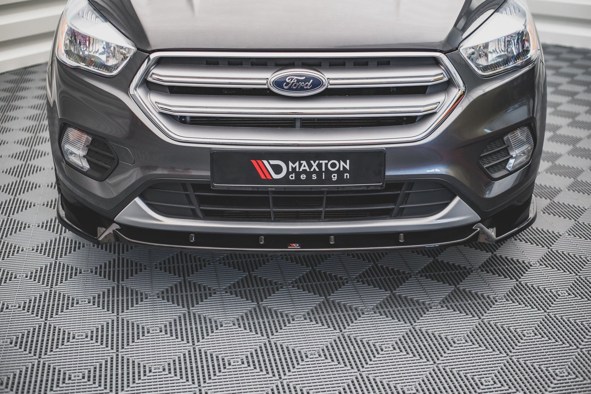 Front Ansatz für Ford Escape Mk3 schwarz matt