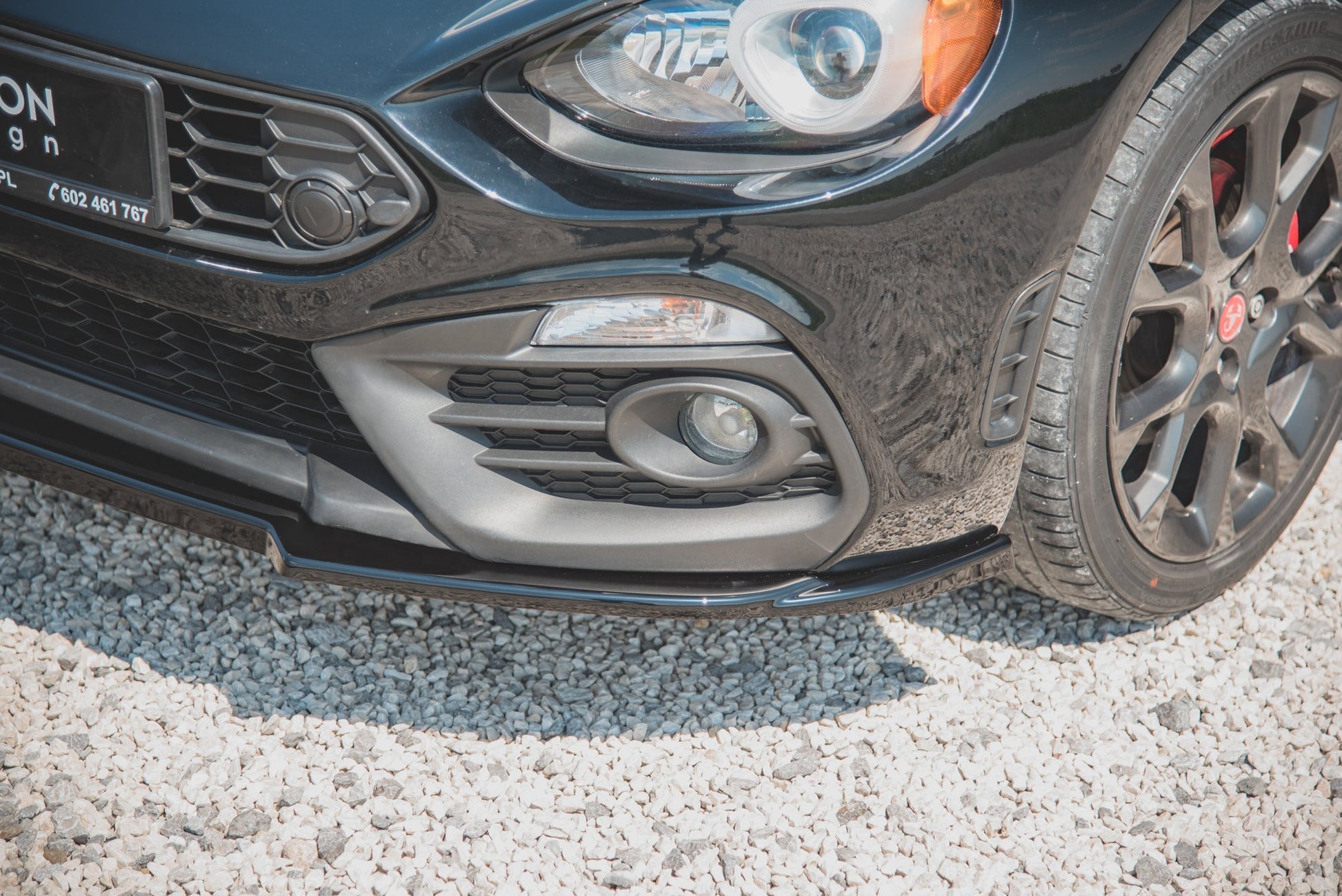 Front Ansatz für Fiat 124 Spider Abarth schwarz Hochglanz