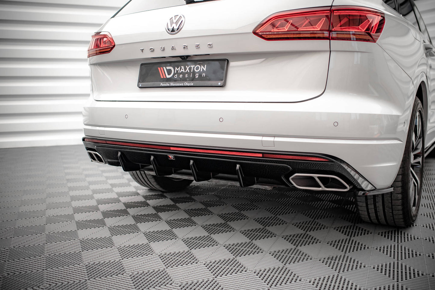 Diffusor Heck Ansatz für Volkswagen Touareg R-line Mk3 schwarz matt