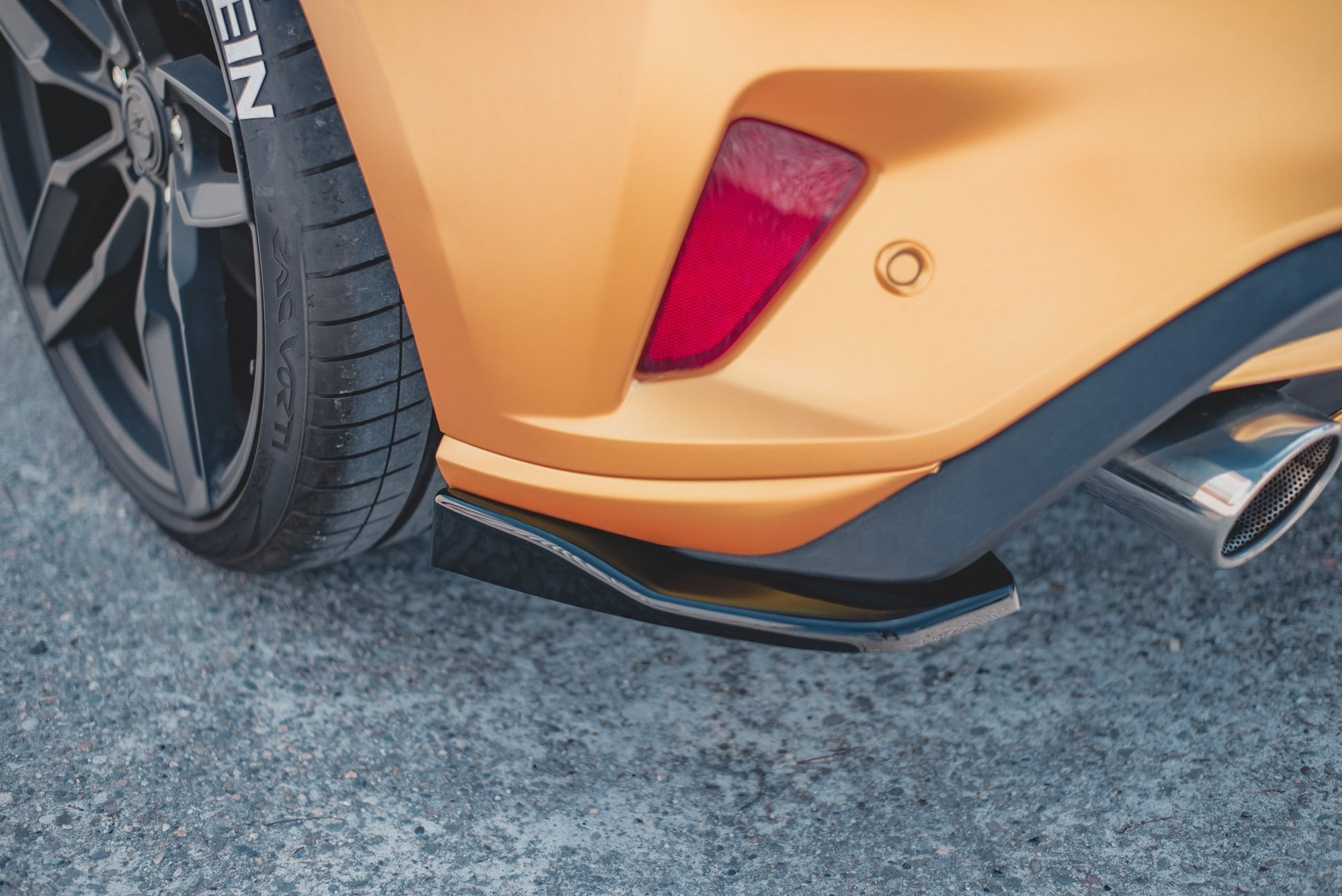 Heck Ansatz Flaps Diffusor V.2 für Ford Focus ST Mk4  Carbon Look