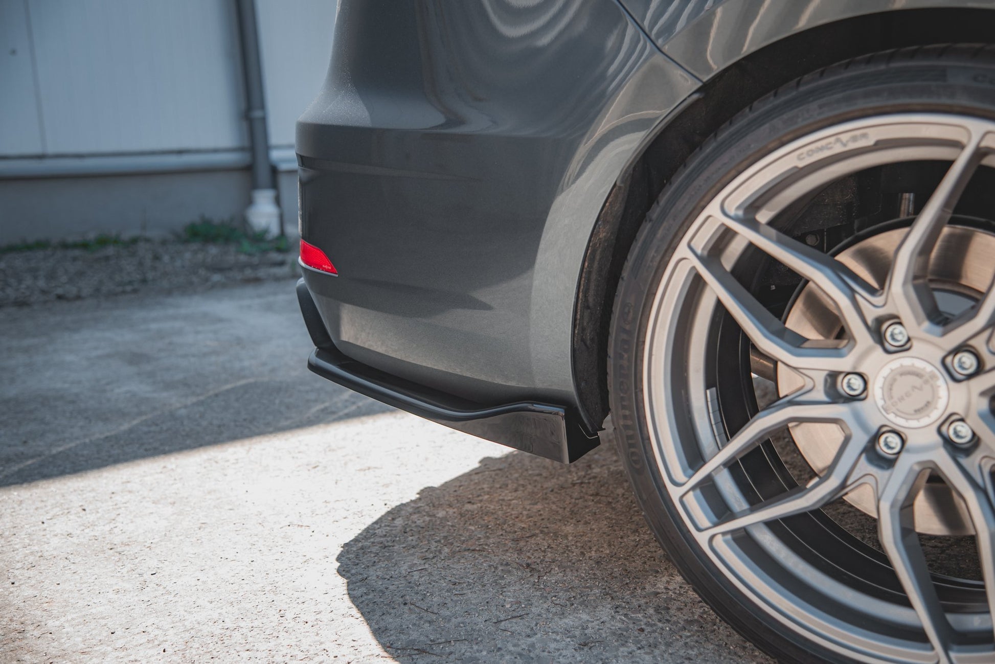 Heck Ansatz Flaps Diffusor V.3 für Seat Leon Cupra Mk3 FL Sportstourer schwarz matt
