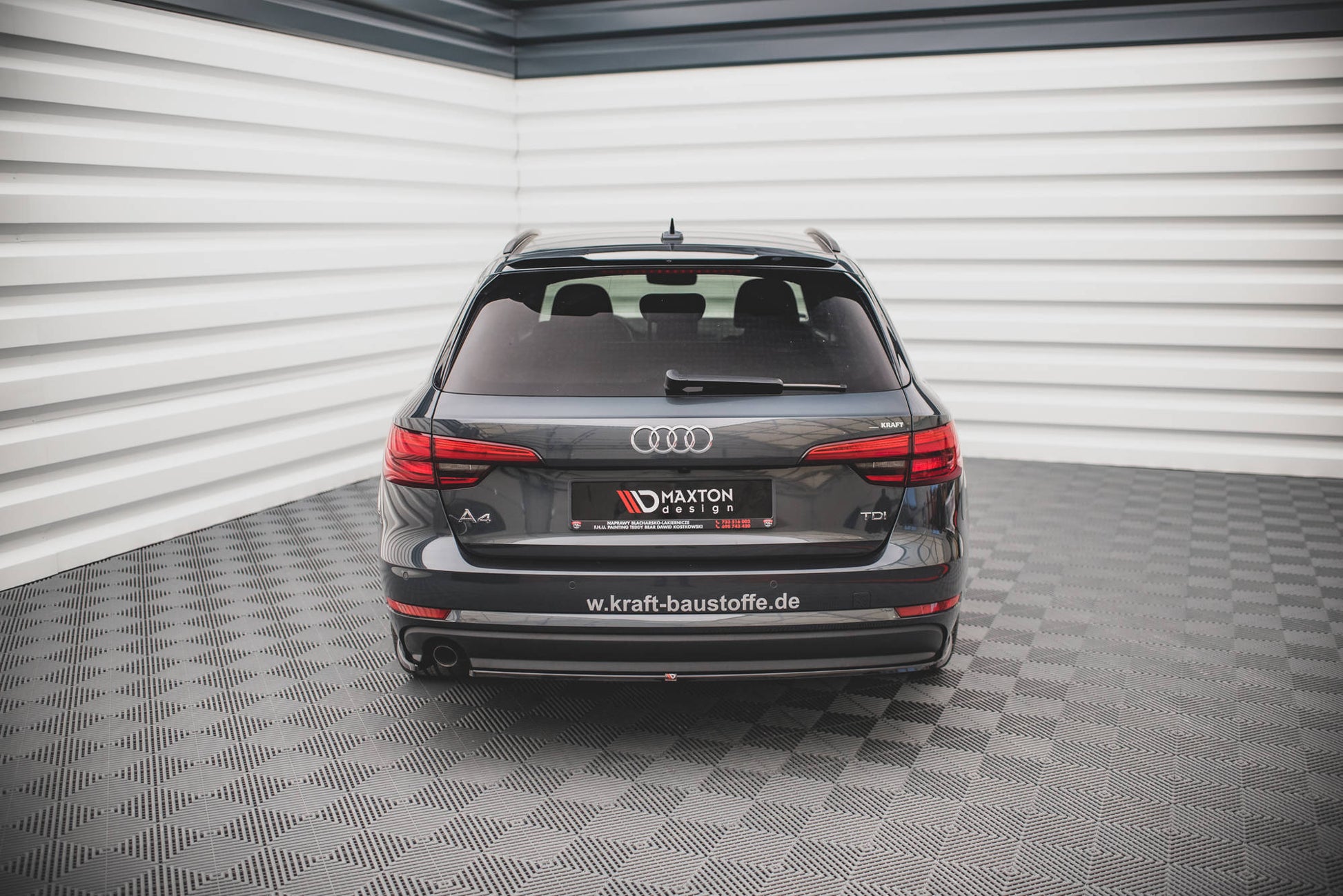 Heck Ansatz Flaps Diffusor für Audi A4 Avant B9 Carbon Look