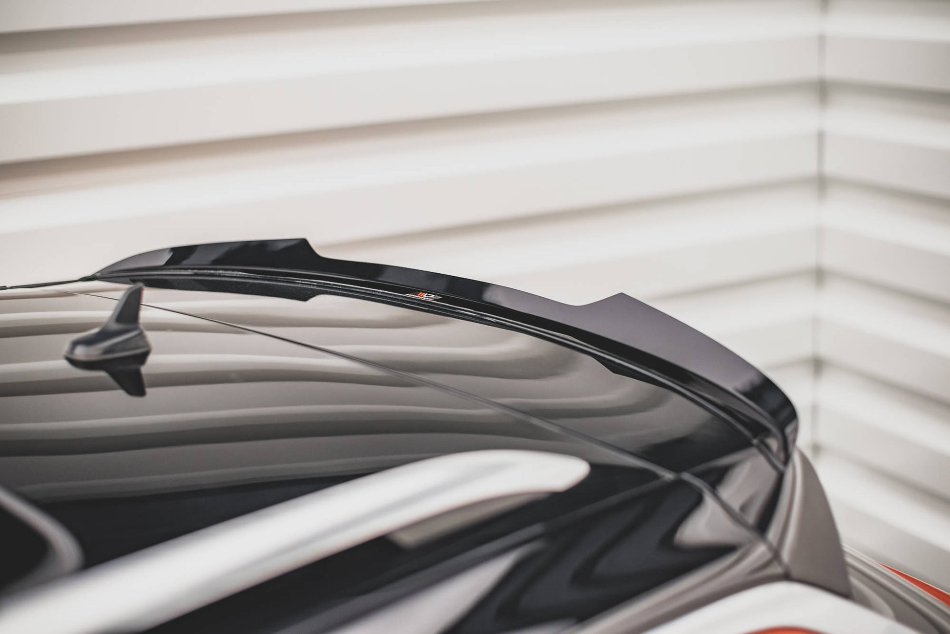 Spoiler CAP für Volkswagen T-Roc Mk1 schwarz matt