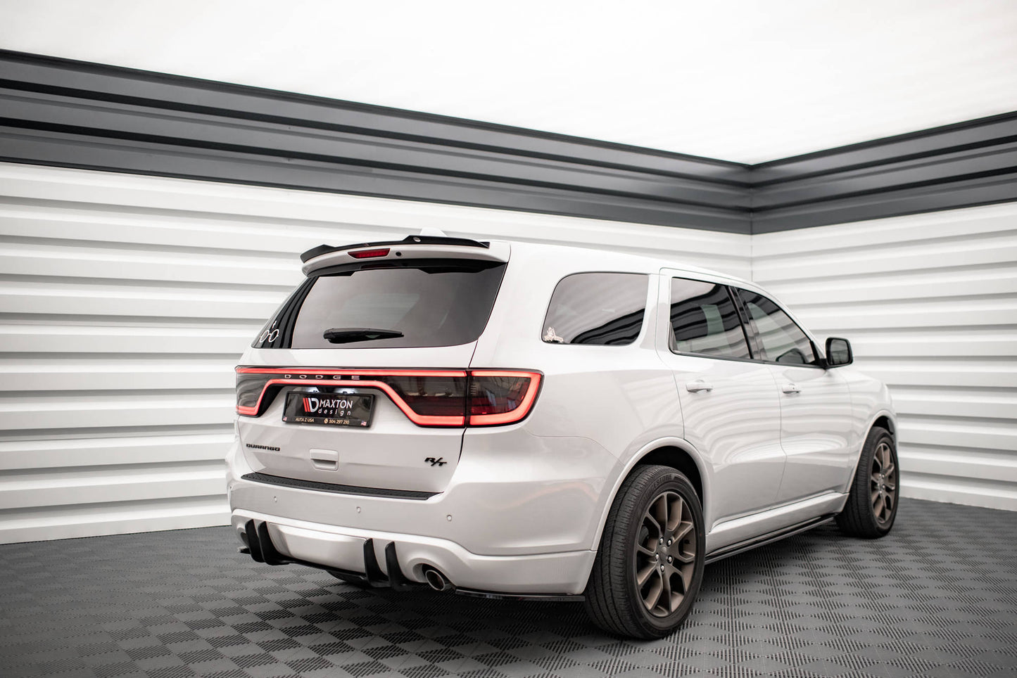 Spoiler CAP für Dodge Durango RT Mk3 schwarz Hochglanz