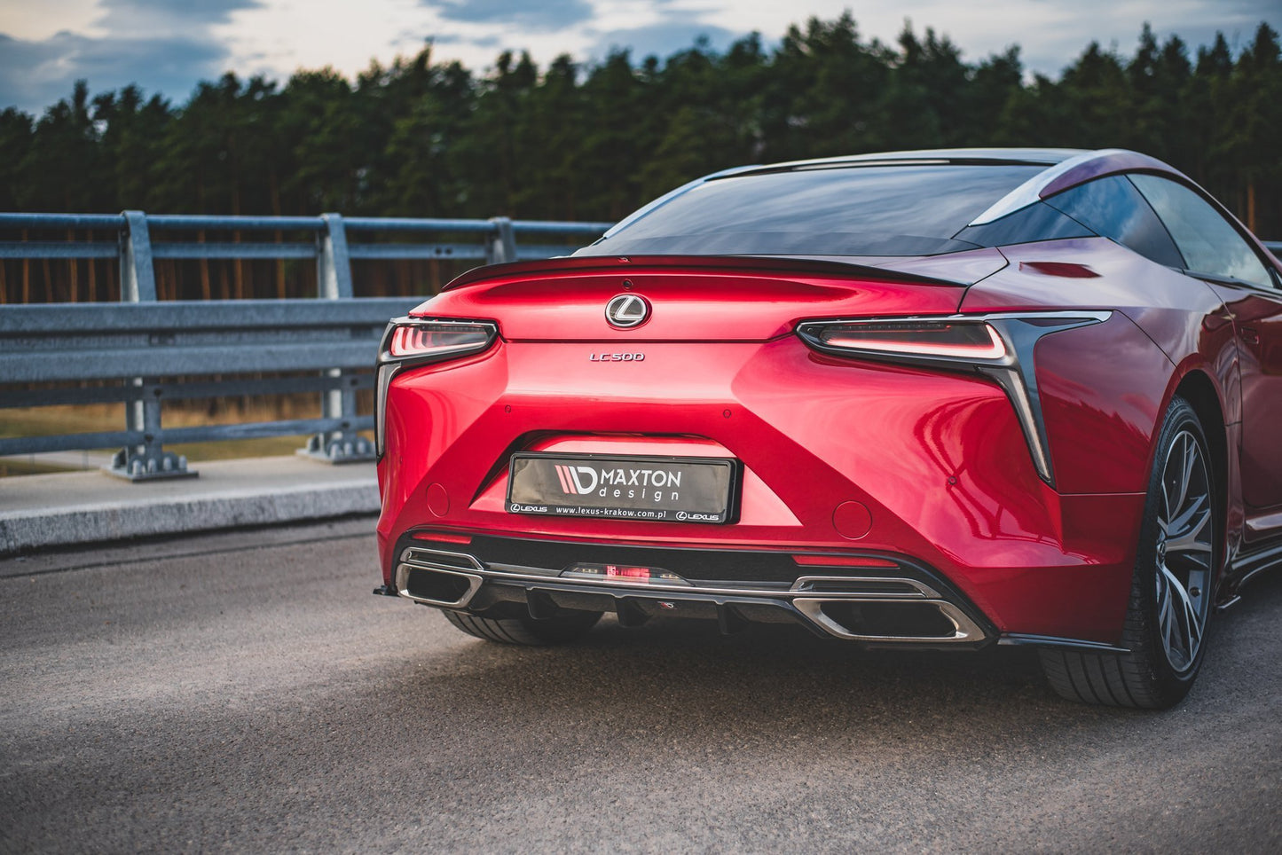 Diffusor Heck Ansatz für Lexus LC 500 schwarz Hochglanz
