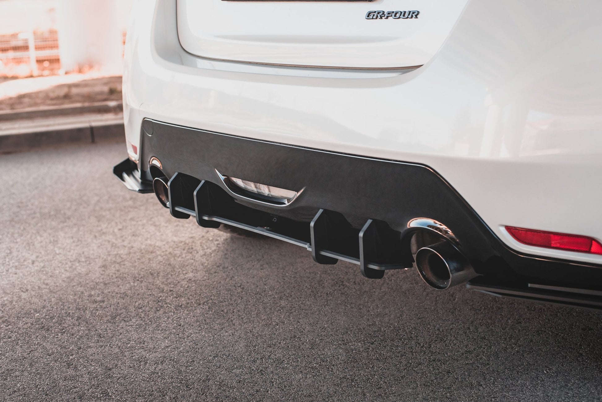 Robuste Racing Heckschürze für Toyota GR Yaris Mk4