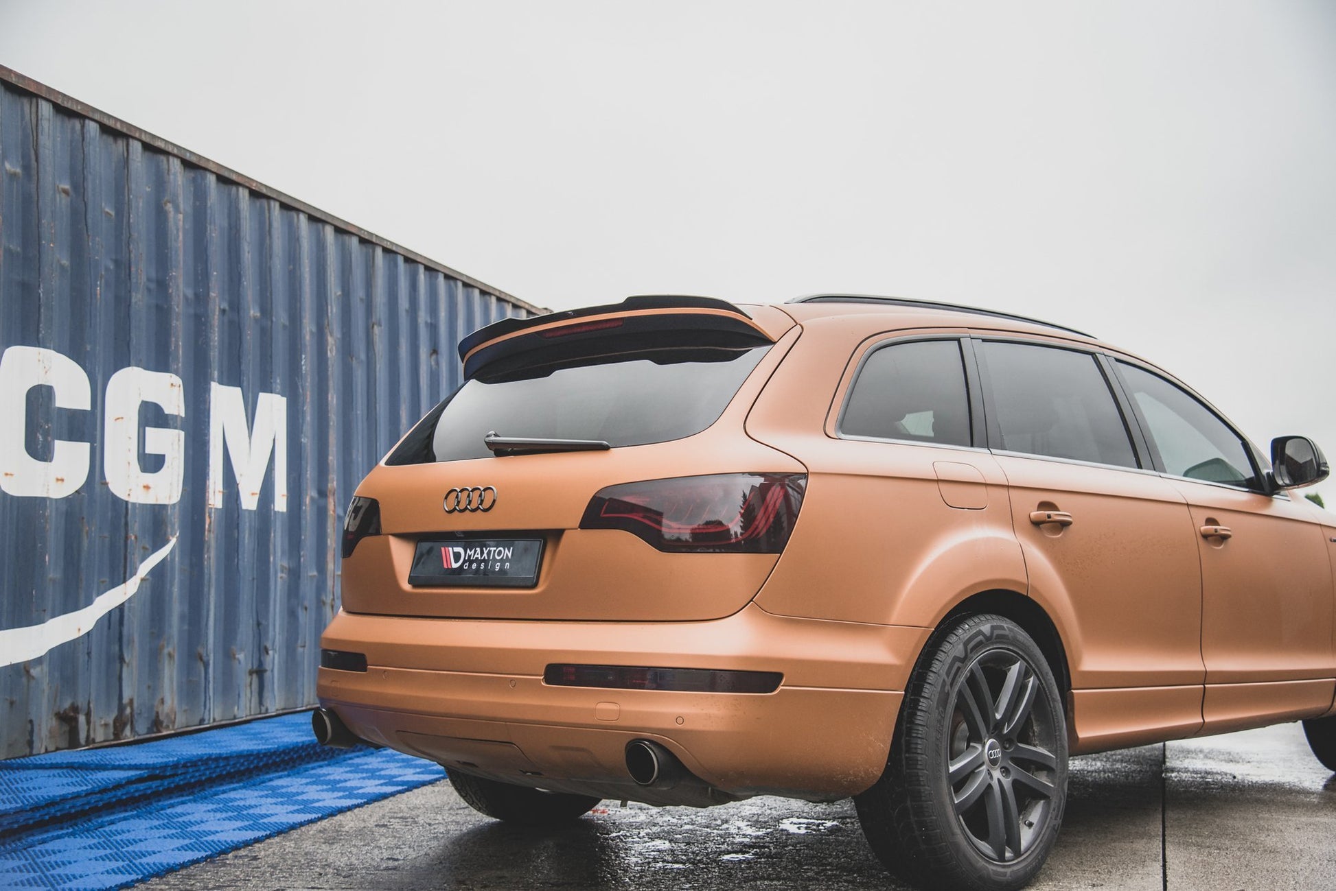Spoiler CAP für Audi Q7 S-Line Mk.1 schwarz Hochglanz