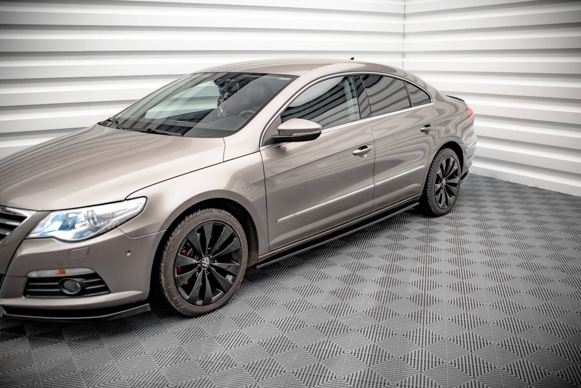Seitenschweller Ansatz für V.2 für Volkswagen Passat CC schwarz Hochglanz