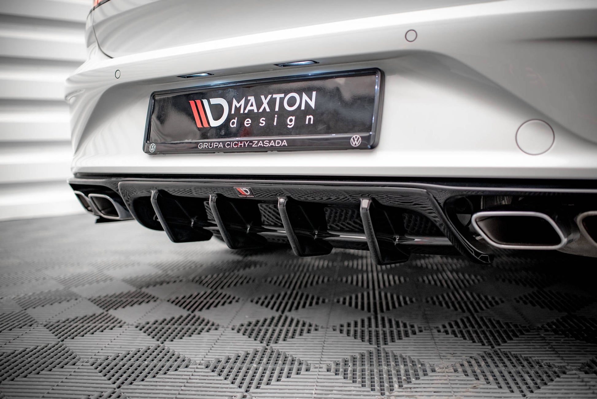 Diffusor Heck Ansatz für Volkswagen Arteon R schwarz matt