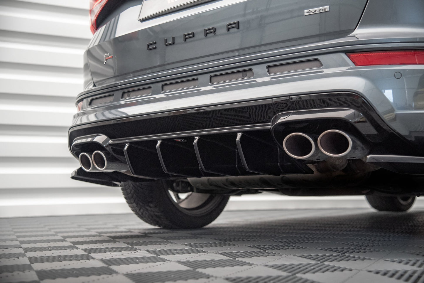 Diffusor Heck Ansatz für Cupra Ateca schwarz matt