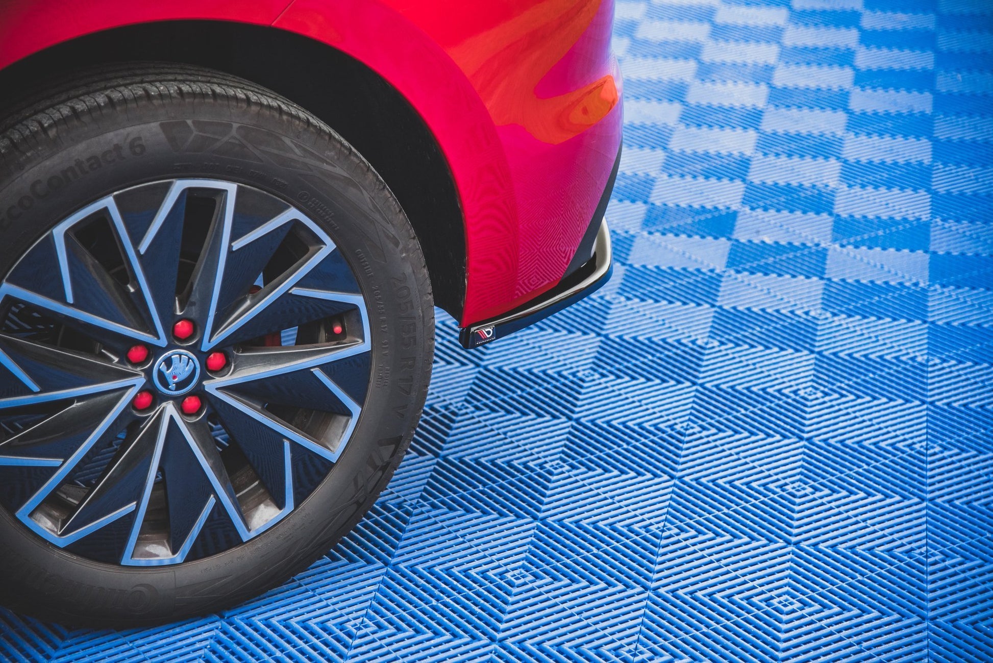 Heck Ansatz Flaps Diffusor für Skoda Kamiq Carbon Look