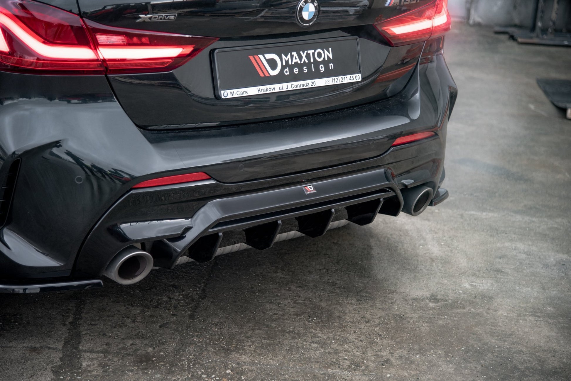 Diffusor Heck Ansatz V.1 für BMW 1er F40 M-Paket/ M135i schwarz Hochglanz