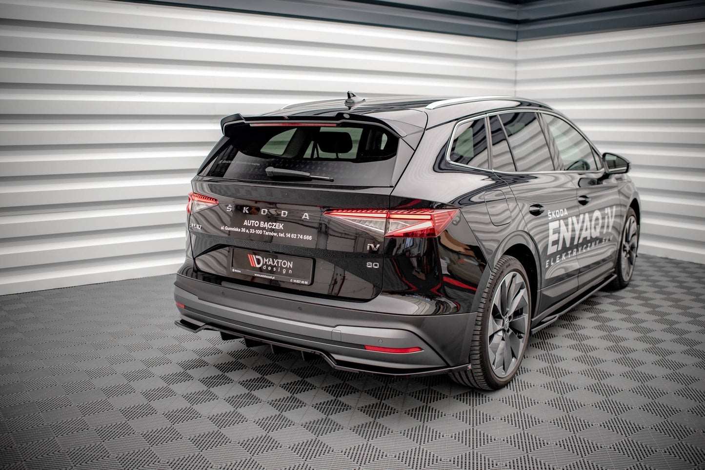 Spoiler CAP für Skoda Enyaq iV schwarz matt