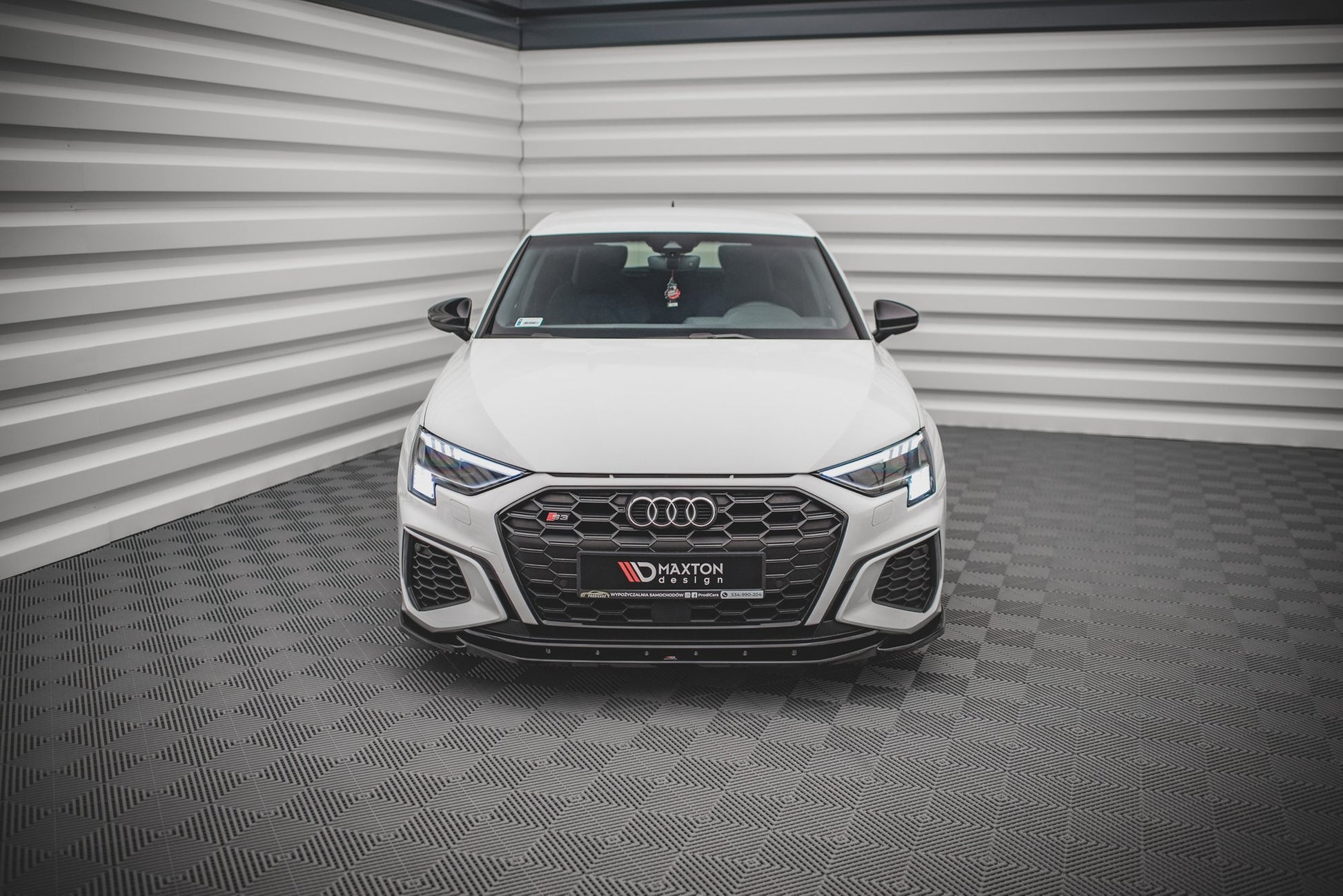 Front Ansatz V.4 für Audi S3 / A3 S-Line 8Y schwarz matt