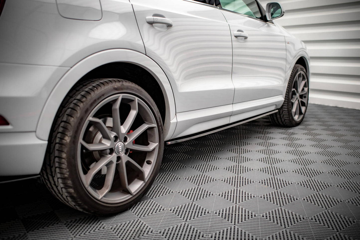 Seitenschweller Ansatz für Audi Q3 8U Facelift schwarz matt