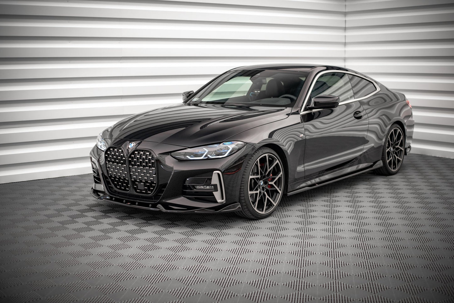 Front Ansatz V.2 für BMW 4er M-Paket G22 schwarz Hochglanz