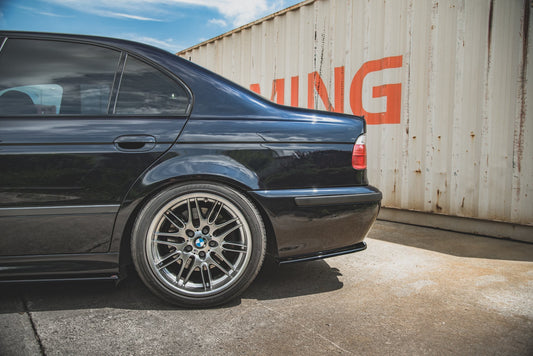 Heck Ansatz Flaps Diffusor für BMW M5 E39 schwarz Hochglanz