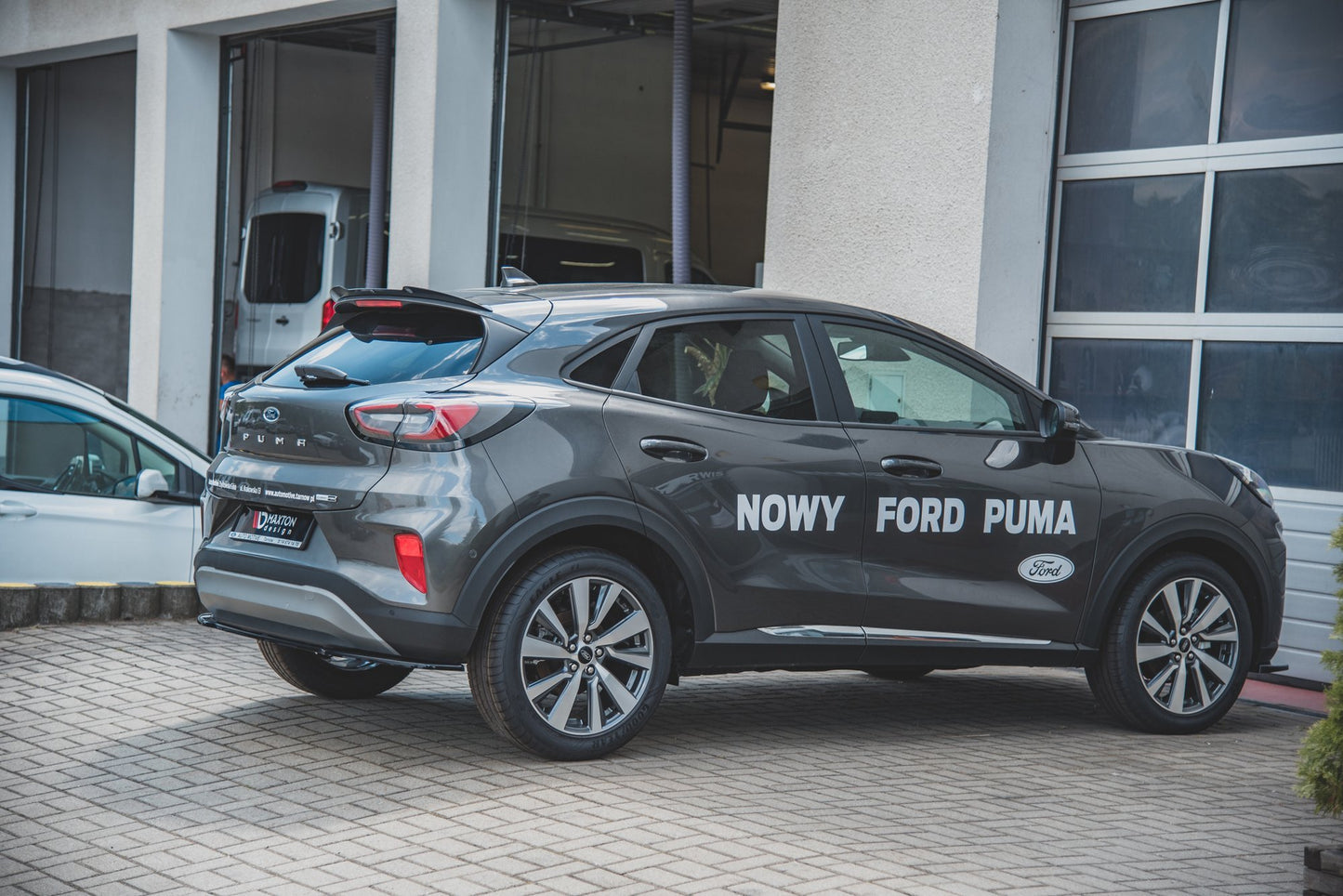 Mittlerer Diffusor Heck Ansatz für Ford Puma schwarz matt