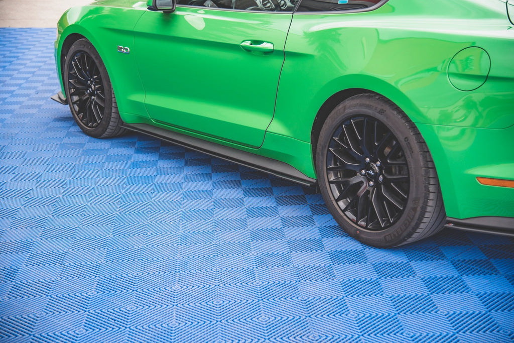 Street Pro Seitenschweller Ansatz für V.1 für Ford Mustang GT Mk6 Facelift