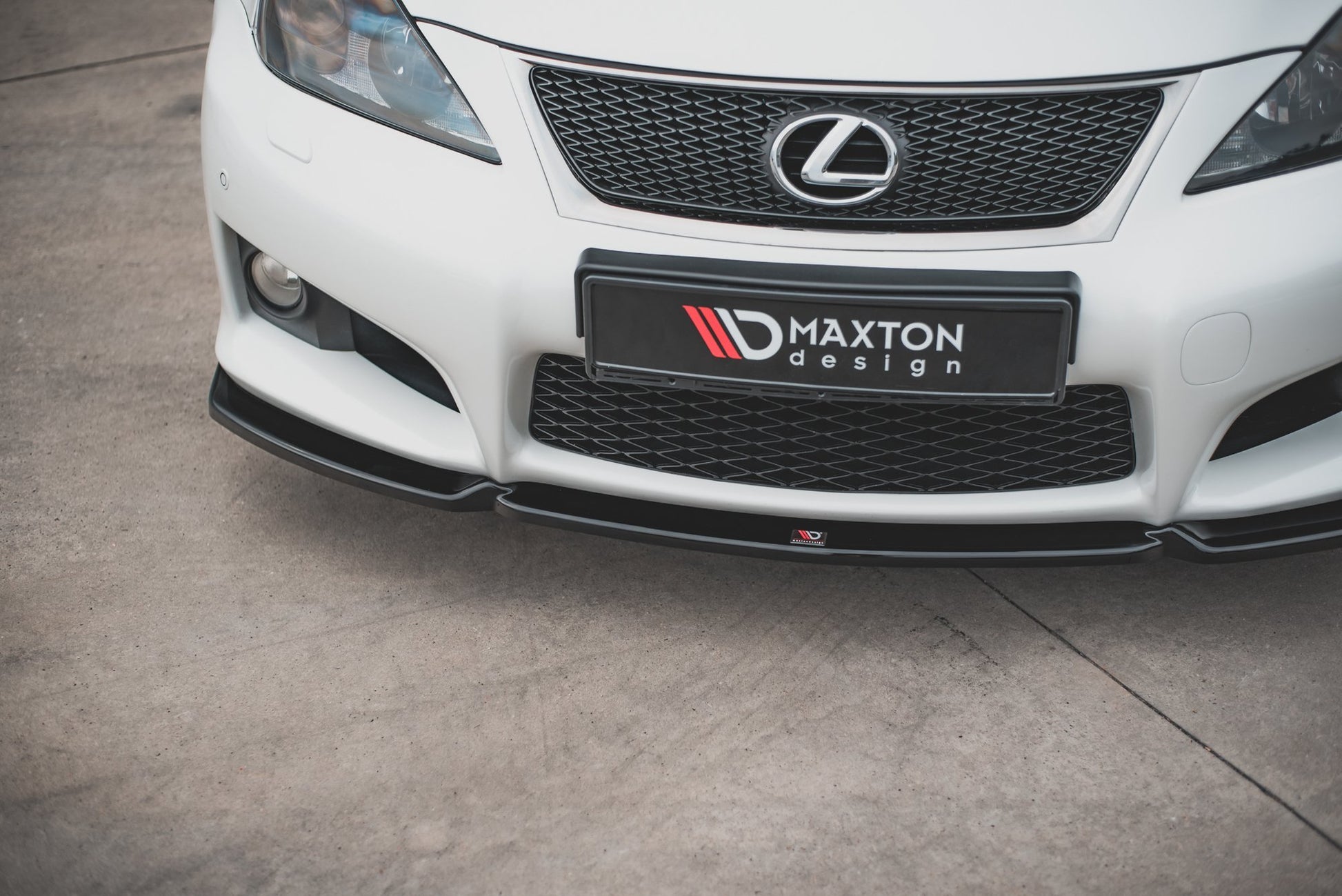 Front Ansatz V.1 für Lexus IS F Mk2 schwarz Hochglanz