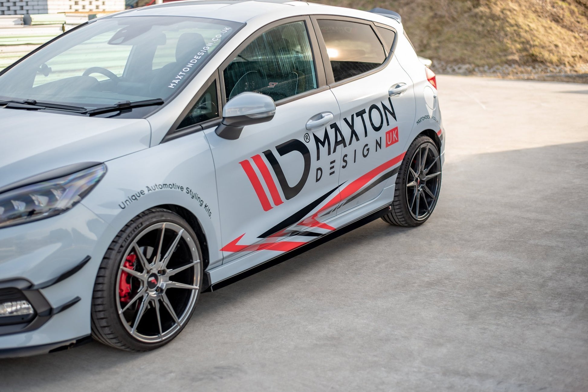 Seitenschweller Ansatz für V.2 für Ford Fiesta Mk8 ST / ST-Line Carbon Look