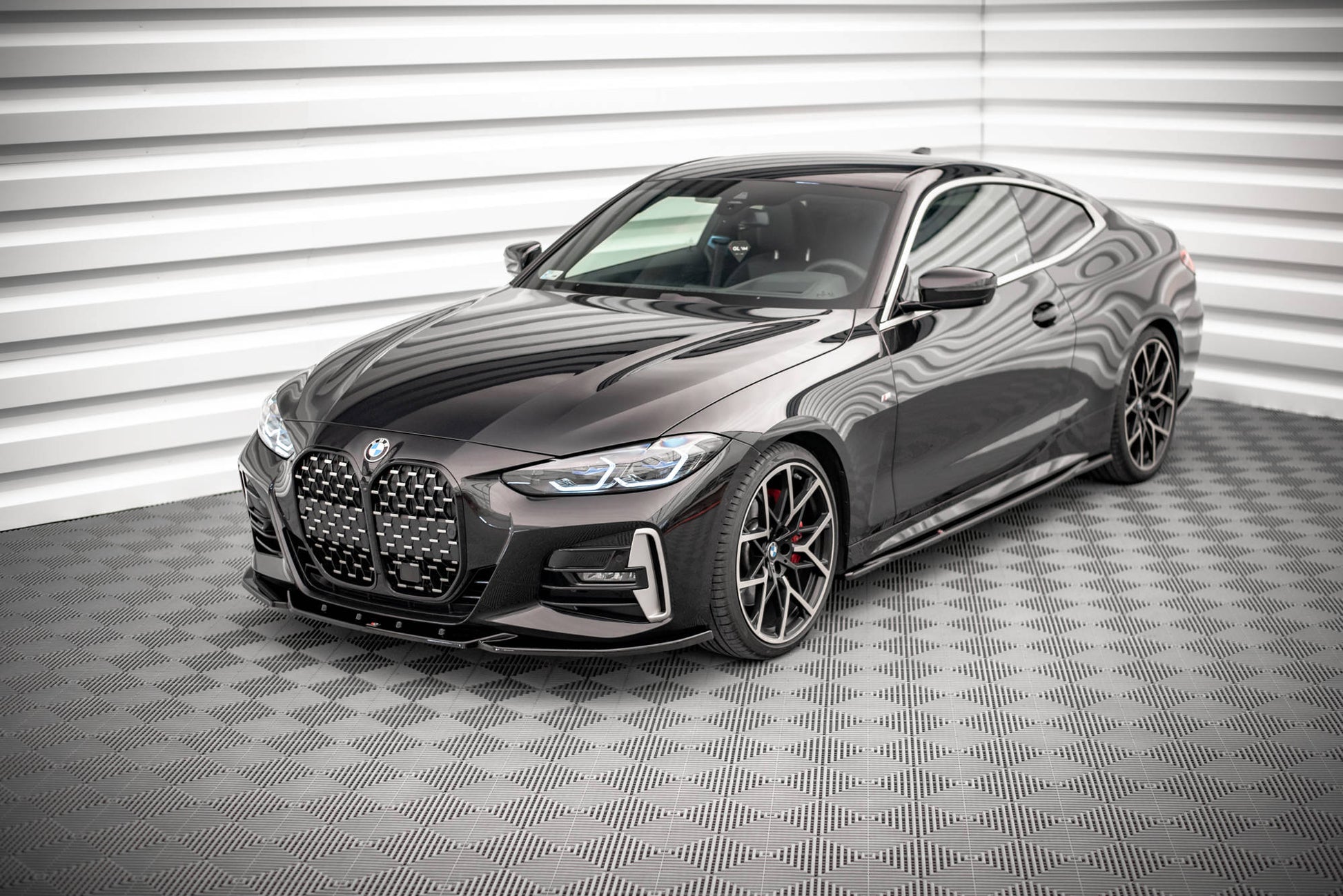 Front Ansatz V.4 für BMW 4er M-Paket G22 Carbon Look
