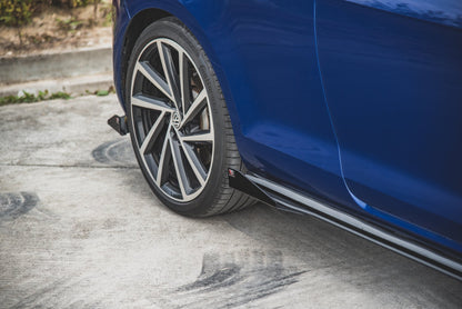 Robuste Racing Seitenschweller Ansatz für für + Flaps VW Golf 7 R / R-Line Facelift schwarz Hochglanz