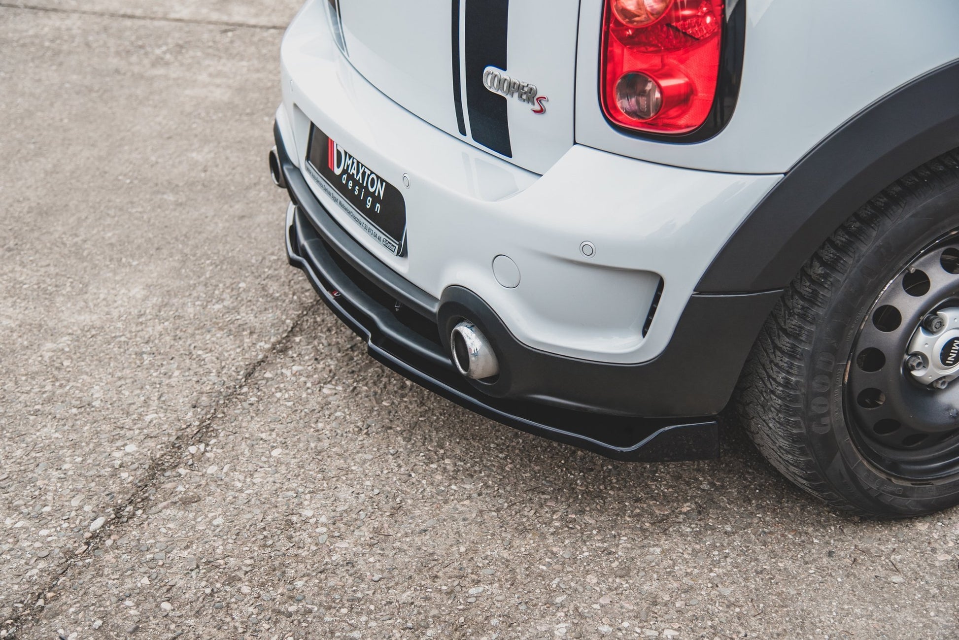 Mittlerer Diffusor Heck Ansatz für Mini Countryman Mk1 JCW schwarz Hochglanz