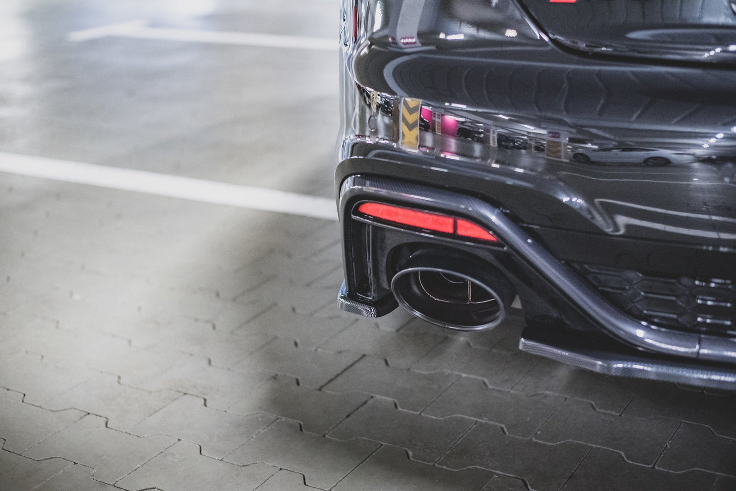Heck Ansatz Flaps Diffusor für Audi RS5 F5 Facelift schwarz Hochglanz