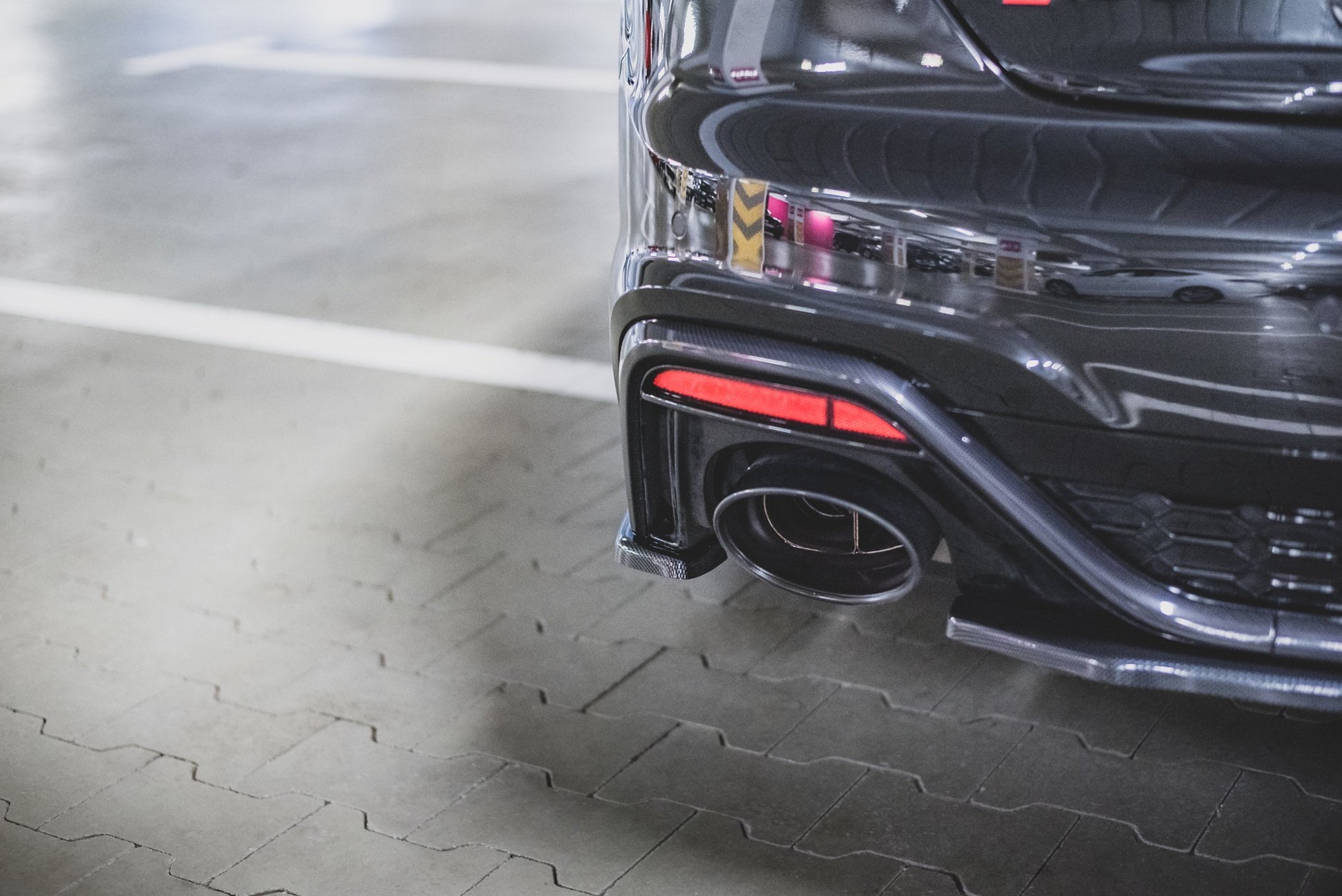 Heck Ansatz Flaps Diffusor für Audi RS5 F5 Facelift schwarz Hochglanz